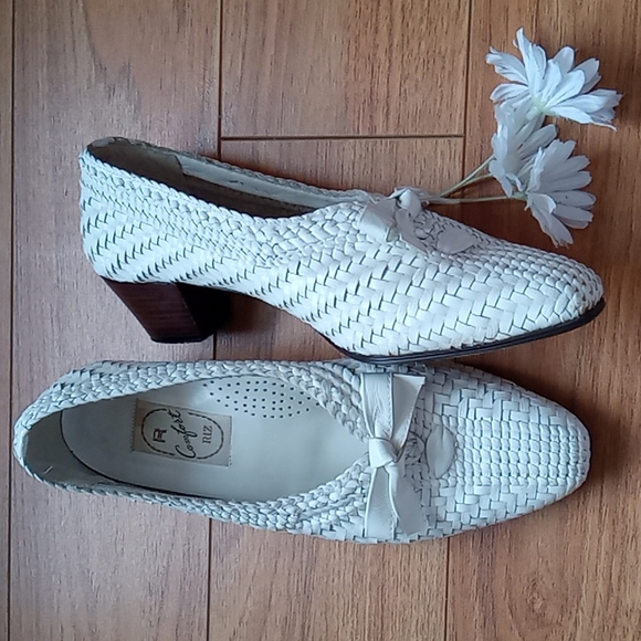 R Comfort Riz | Japanese White Woven Leather Shoes - Picture 2 of 10